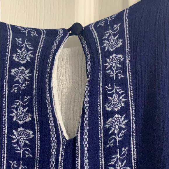 Blouse - Picture 6 of 7